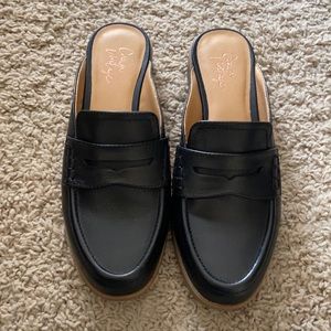 Black dress slides size 6.5.